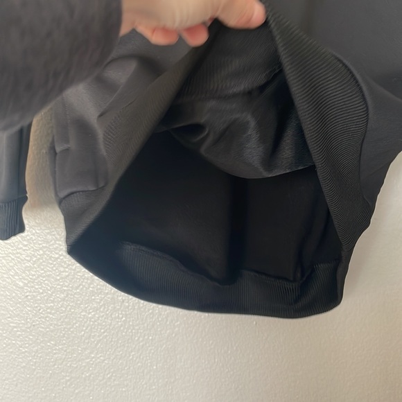 NWT Women’s Gear Up Black/White Hoody Sweatshirt Size Small - Picture 3 of 9